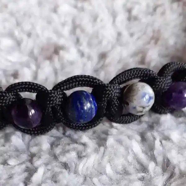 collier lithothérapie chien personnalisé lapis lazuli sodalite améthyste