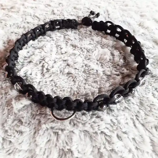 collier lithothérapie chien en paracorde avec personnalisation des pierres naturelles
