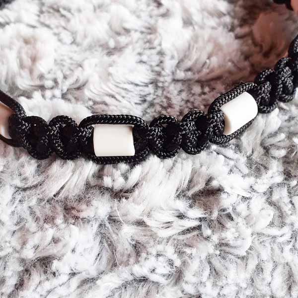 collier anti tiques céramique EM